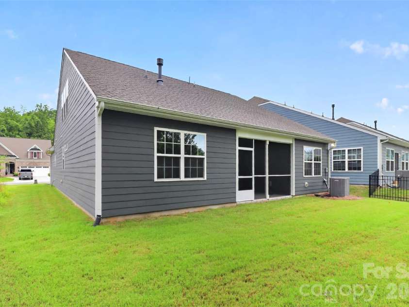 3130 Windhaven Lane, Tega Cay, SC 29708.  MLS# CAR4403267, YatesRealty ID 26585. 