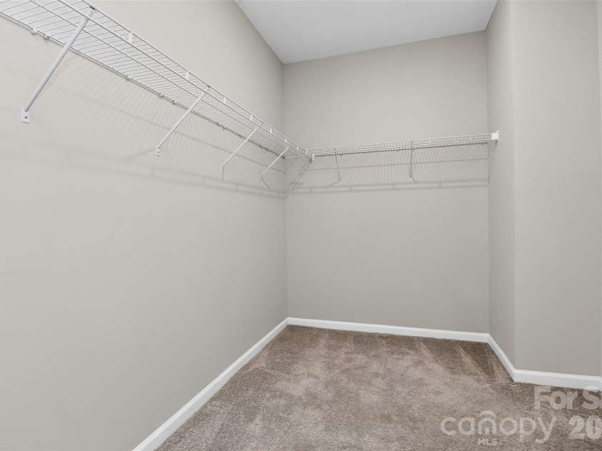 3130 Windhaven Lane, Tega Cay, SC 29708.  MLS# CAR4403267, YatesRealty ID 26585. HUGE Walk-in Closet