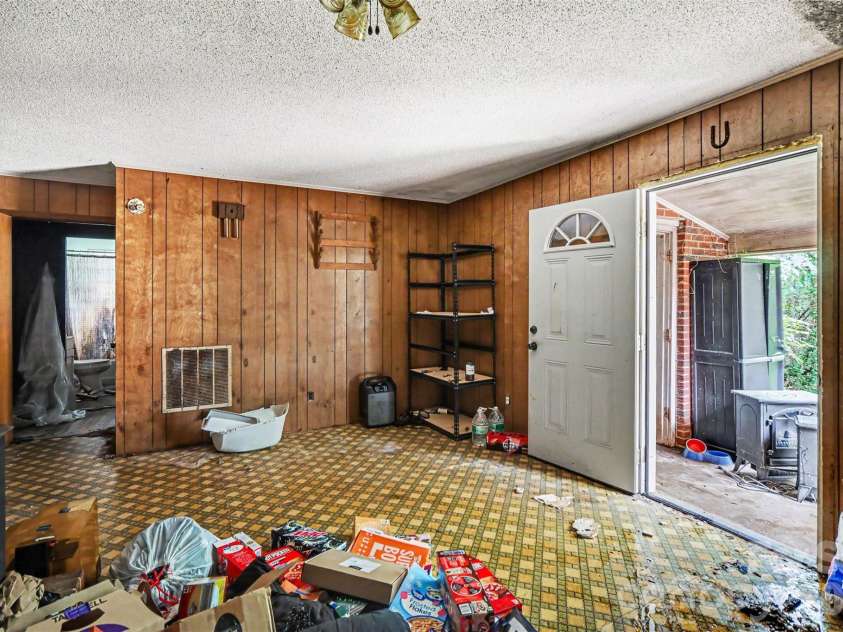 1770 Bechtler Road, Edgemoor, SC 29712.  MLS# CAR4385916, YatesRealty ID 26586. 