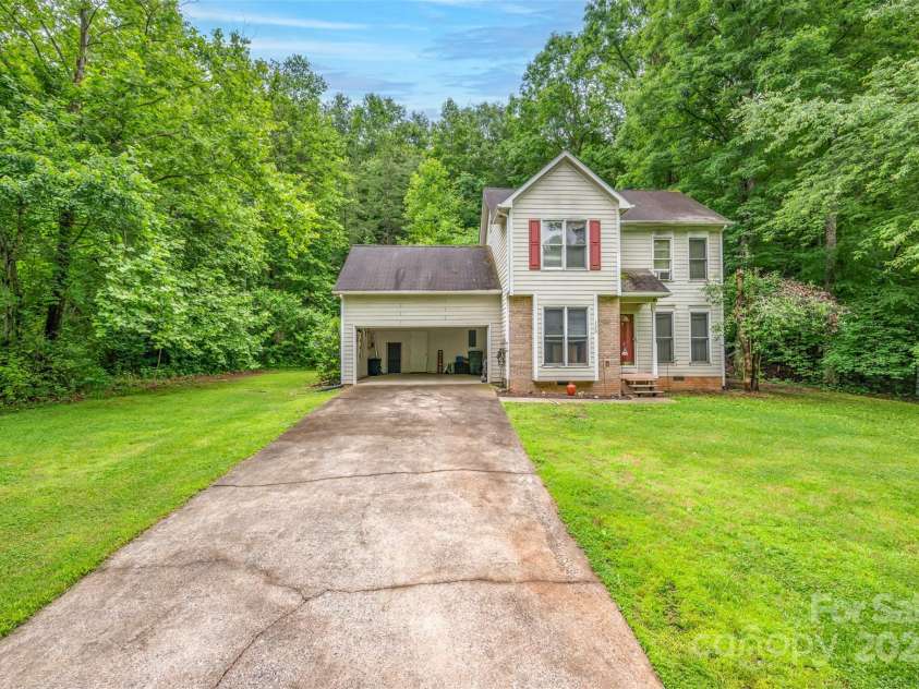 122 Overbrook Drive, Spindale, NC 28160.  MLS# CAR4269507, YatesRealty ID 26587. 