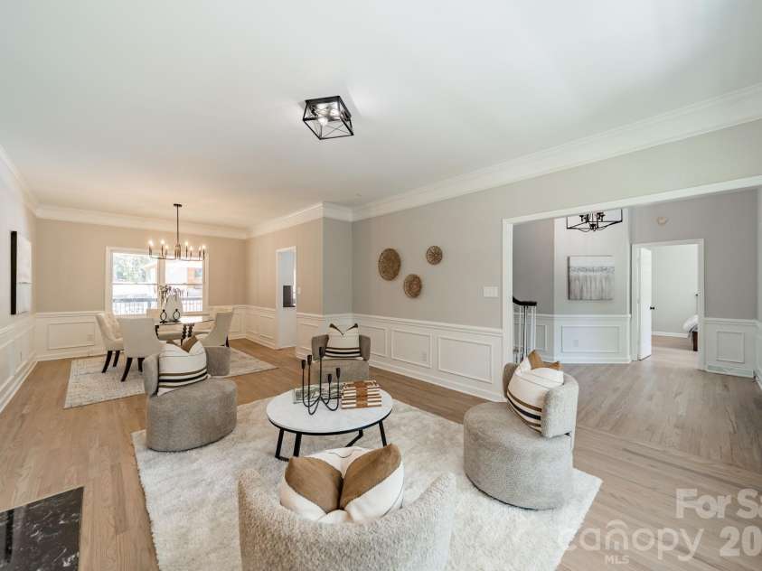 7240 Cobblecreek Drive, Matthews, NC 28104.  MLS# CAR4382665, YatesRealty ID 26588. 