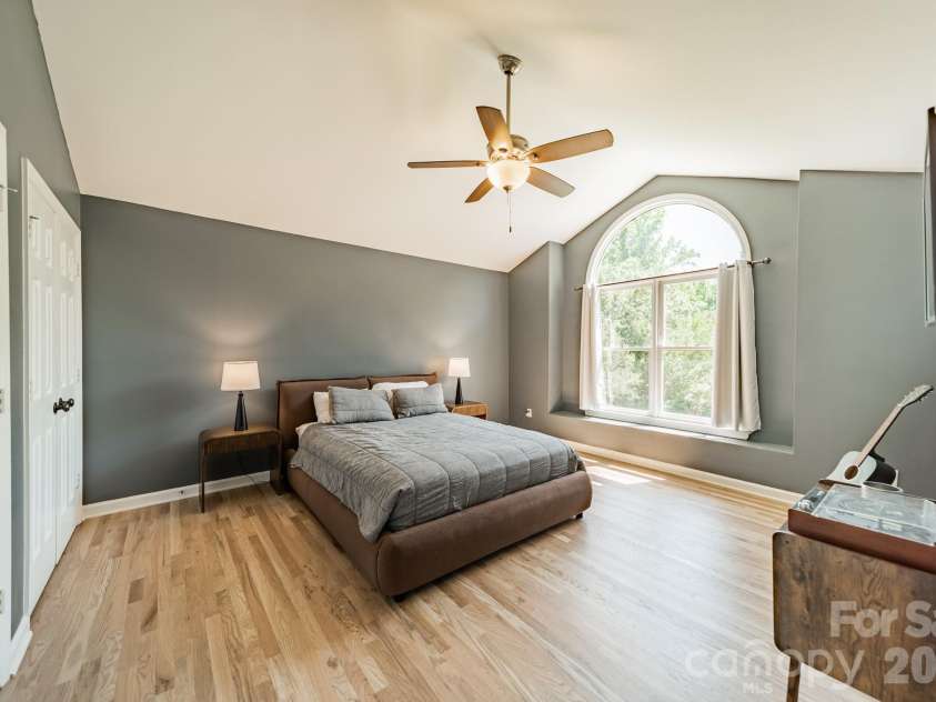 7240 Cobblecreek Drive, Matthews, NC 28104.  MLS# CAR4382665, YatesRealty ID 26588. 