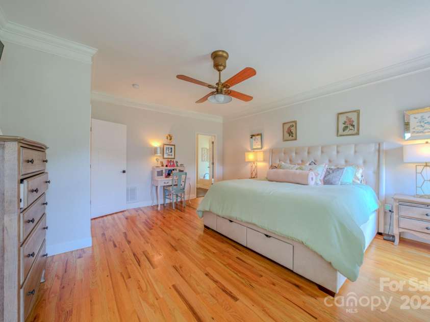 29 Lancaster Lane, Weaverville, NC 28787.  MLS# CAR4263615, YatesRealty ID 26589. Primary bedroom