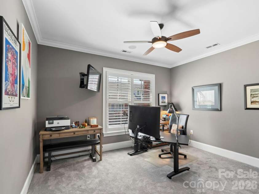 6826 Louisburg Square Lane, Charlotte, NC 28210.  MLS# CAR4384543, YatesRealty ID 26589. 