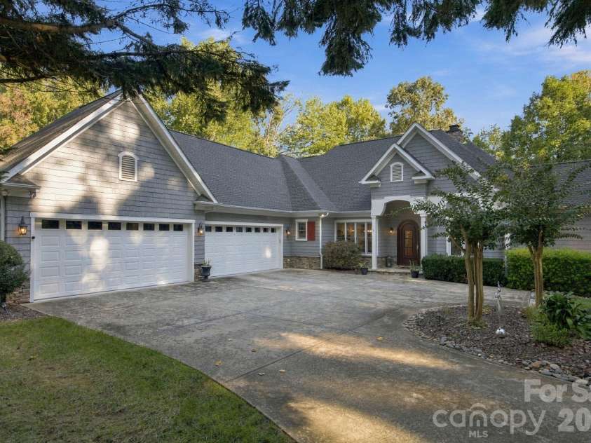 119 Whaling Lane, Mooresville, NC 28117.  MLS# CAR4430959, YatesRealty ID 2659. 