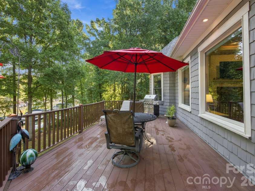 119 Whaling Lane, Mooresville, NC 28117.  MLS# CAR4430959, YatesRealty ID 2659. 