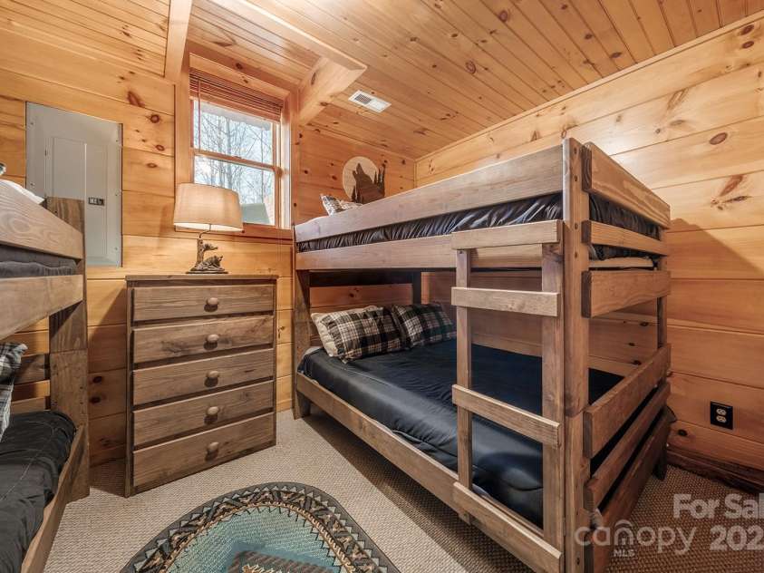 294 Paradise Valley Road, Zionville, NC 28698.  MLS# CAR4212519, YatesRealty ID 2659. Bunk room (basement level) that sleeps 4