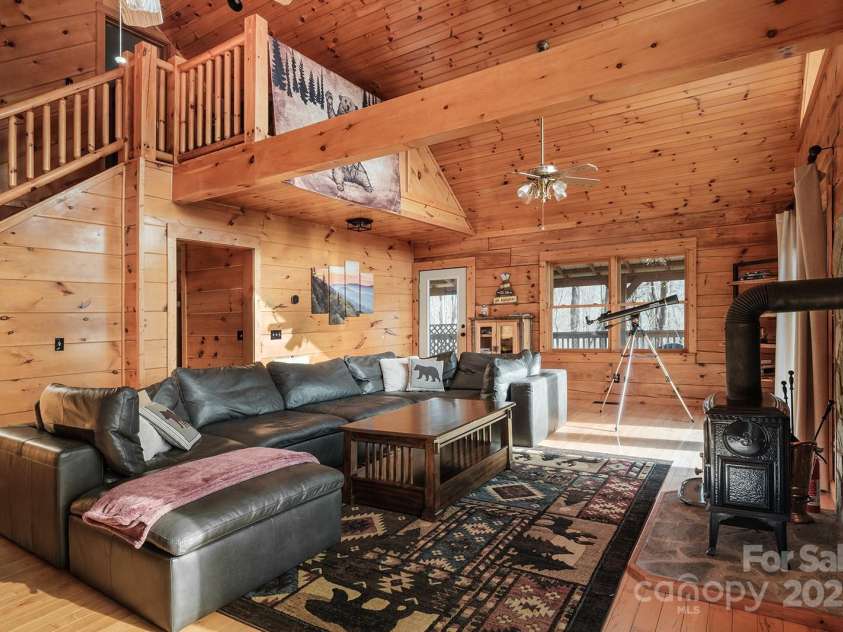 294 Paradise Valley Road, Zionville, NC 28698.  MLS# CAR4212519, YatesRealty ID 2659. With huge living areas