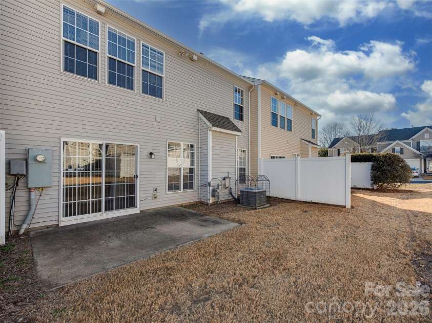 9044 Mcalwaine Preserve Avenue, Charlotte, NC 28277.  MLS# CAR4337438, YatesRealty ID 2659. 