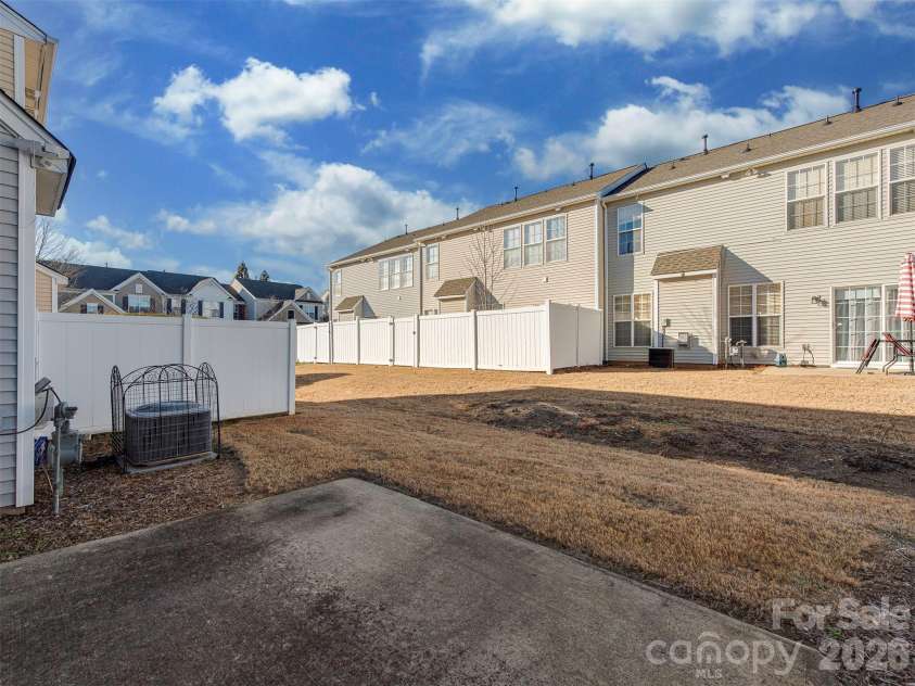 9044 Mcalwaine Preserve Avenue, Charlotte, NC 28277.  MLS# CAR4337438, YatesRealty ID 2659. 