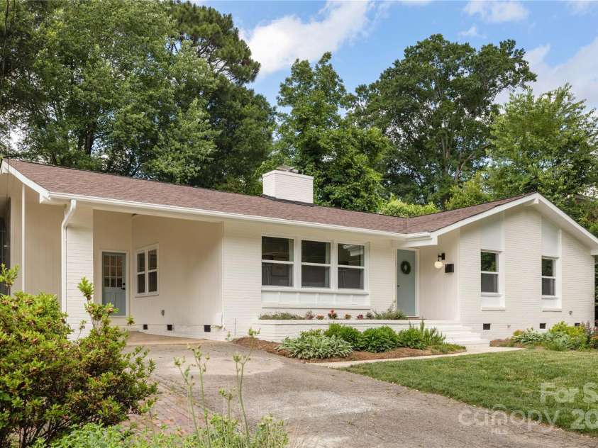 4017 Sulkirk Road, Charlotte, NC 28210.  MLS# CAR4272822, YatesRealty ID 26590. 