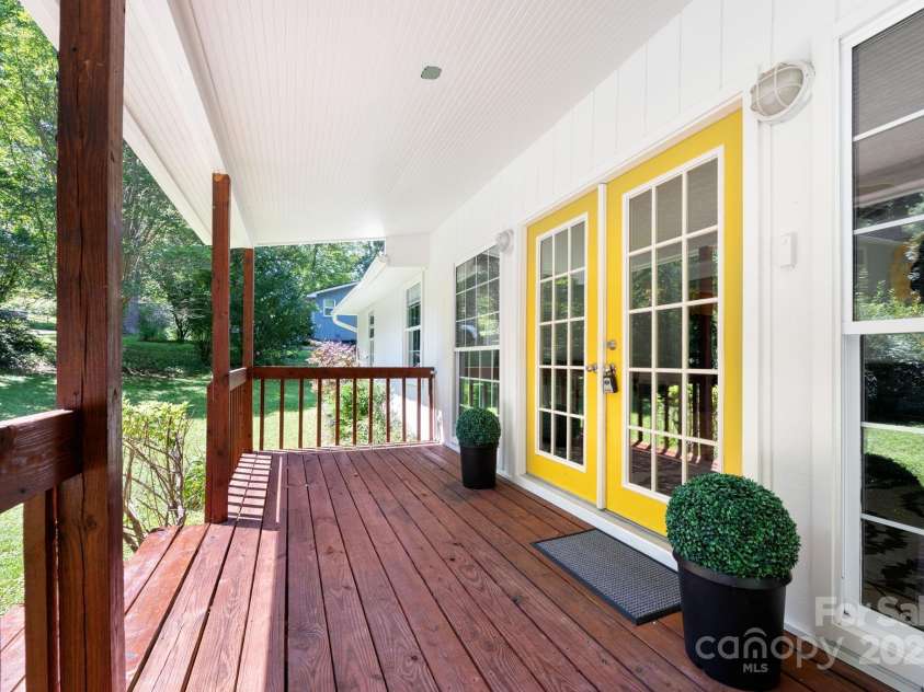 35 Pope Road, Brevard, NC 28712.  MLS# CAR4261354, YatesRealty ID 26591. Charming Front Porch