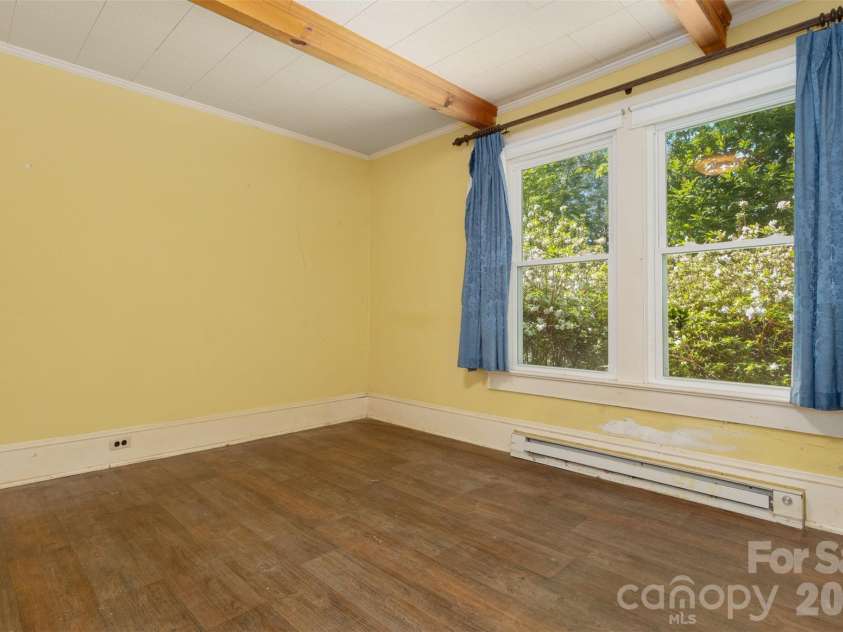 484 Yancey Road, Marion, NC 28752.  MLS# CAR4379221, YatesRealty ID 26592. 