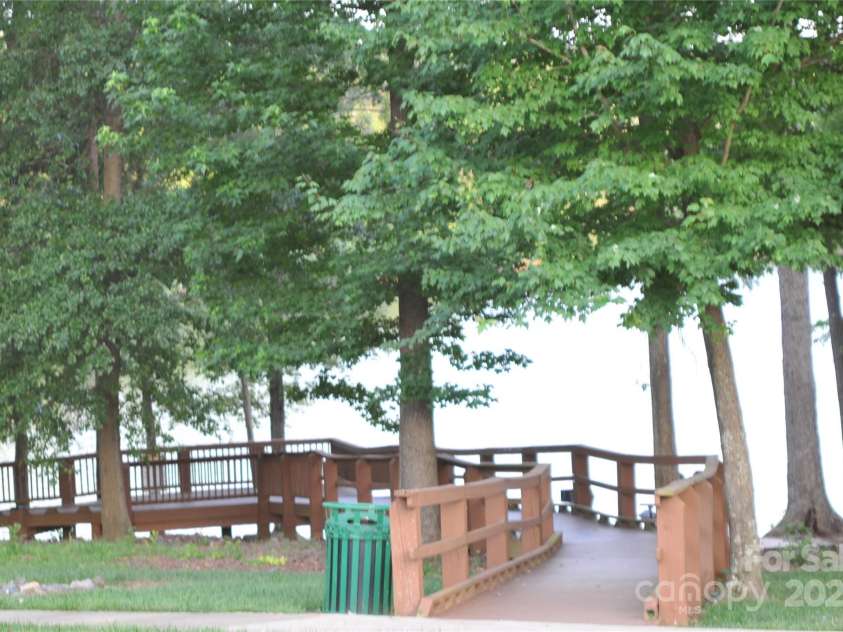 8524 Loxton Circle, Charlotte, NC 28214.  MLS# CAR4275017, YatesRealty ID 26592. Pier to boat slips