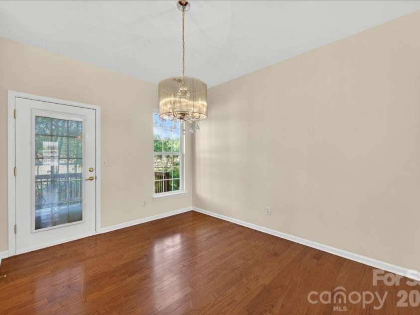 6804 Cinnamon Circle, Mint Hill, NC 28227.  MLS# CAR4382458, YatesRealty ID 26593. 