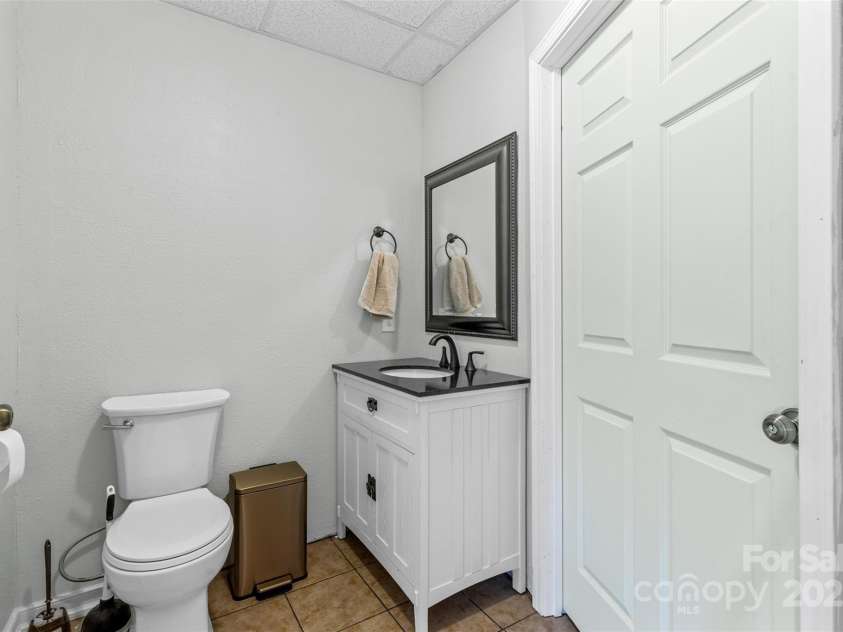 185 Greens Road, Granite Falls, NC 28630.  MLS# CAR4275528, YatesRealty ID 26594. Basement Half Bathroom