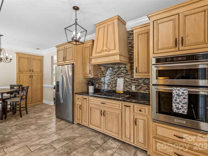 185 Greens Road, Granite Falls, NC 28630.  MLS# CAR4275528, YatesRealty ID 26594. Kitchen