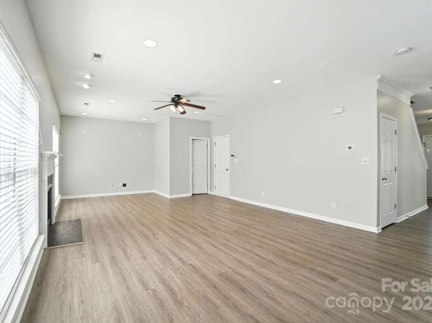 2335 Big Pine Drive, Matthews, NC 28105.  MLS# CAR4282769, YatesRealty ID 26595. 