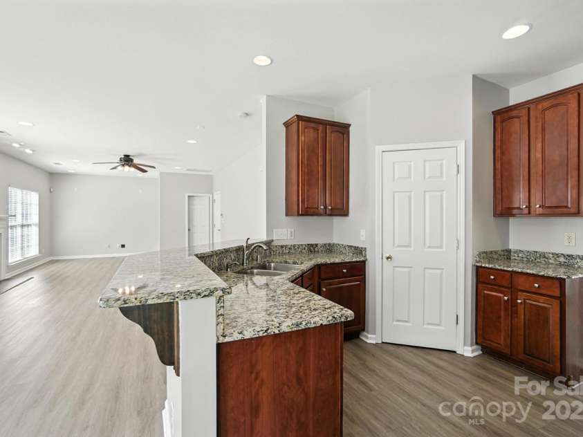 2335 Big Pine Drive, Matthews, NC 28105.  MLS# CAR4282769, YatesRealty ID 26595. 