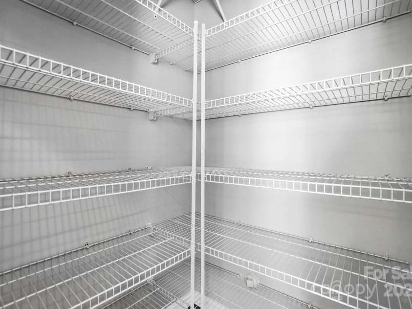 2335 Big Pine Drive, Matthews, NC 28105.  MLS# CAR4282769, YatesRealty ID 26595. 