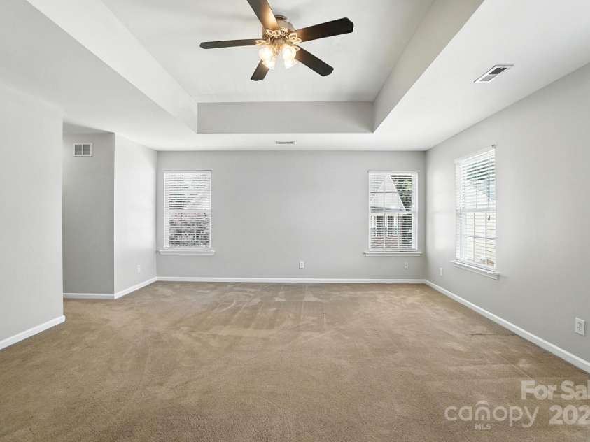 2335 Big Pine Drive, Matthews, NC 28105.  MLS# CAR4282769, YatesRealty ID 26595. 