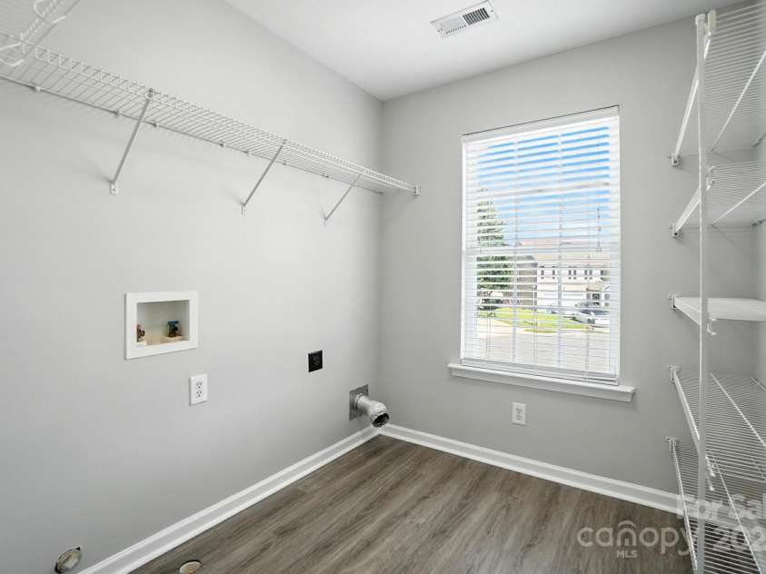 2335 Big Pine Drive, Matthews, NC 28105.  MLS# CAR4282769, YatesRealty ID 26595. 