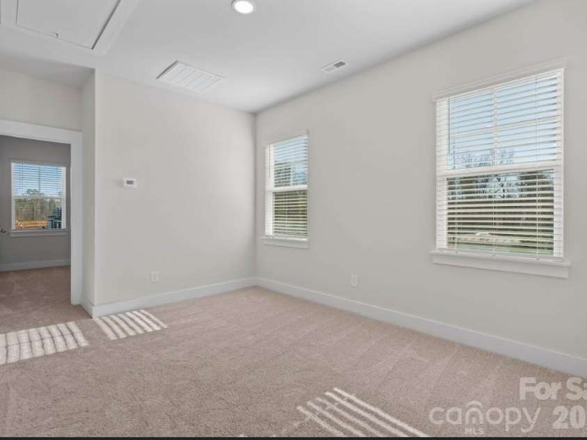 499 Shasta Street, Gastonia, NC 28052.  MLS# CAR4338233, YatesRealty ID 26596. Chatham Spacious Loft
