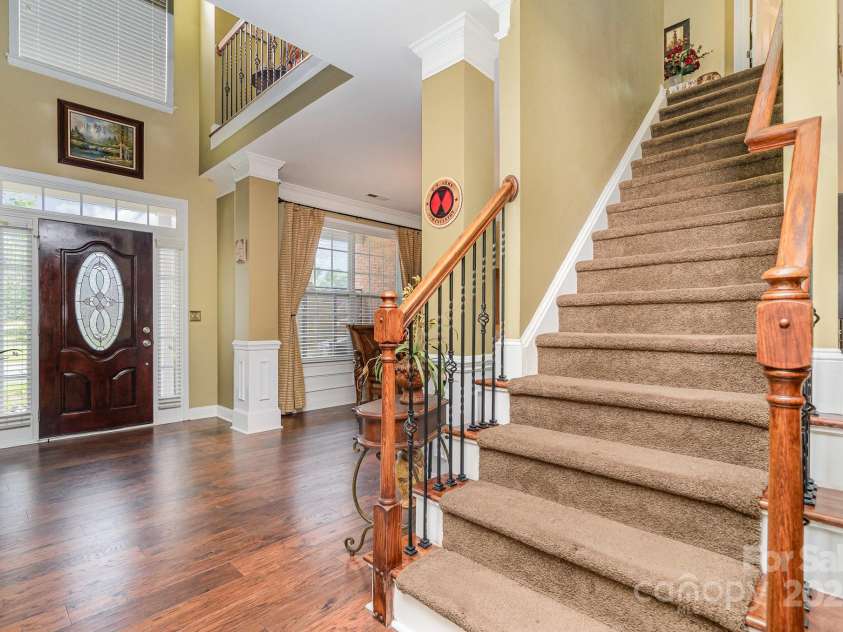 10812 Clark Street, Davidson, NC 28036.  MLS# CAR4274849, YatesRealty ID 26597. 