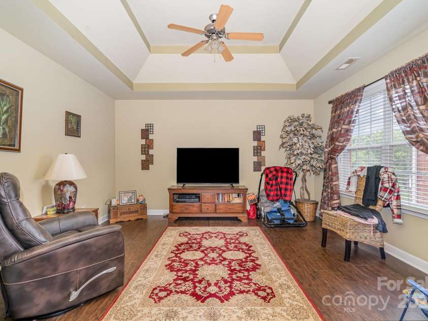 10812 Clark Street, Davidson, NC 28036.  MLS# CAR4274849, YatesRealty ID 26597. 