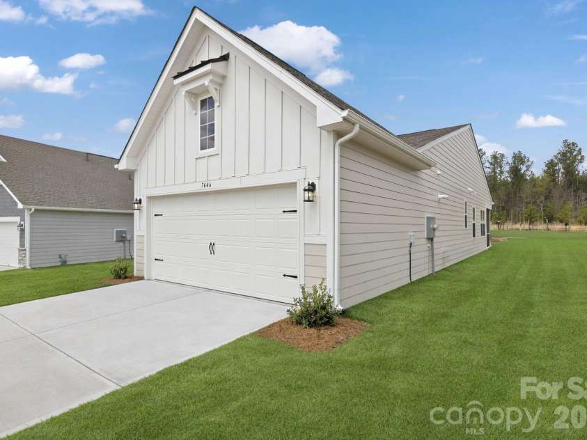 7646 Cotton Crest Lane, Lancaster, SC 29720.  MLS# CAR4356210, YatesRealty ID 26597. 