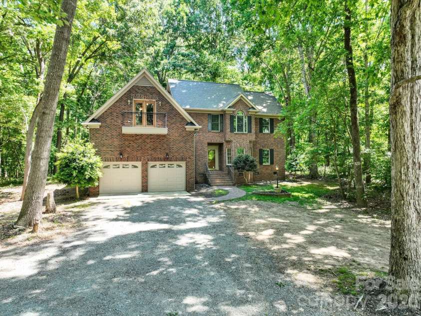 6717 Mccain Boulevard, Waxhaw, NC 28173.  MLS# CAR4372669, YatesRealty ID 26599. 