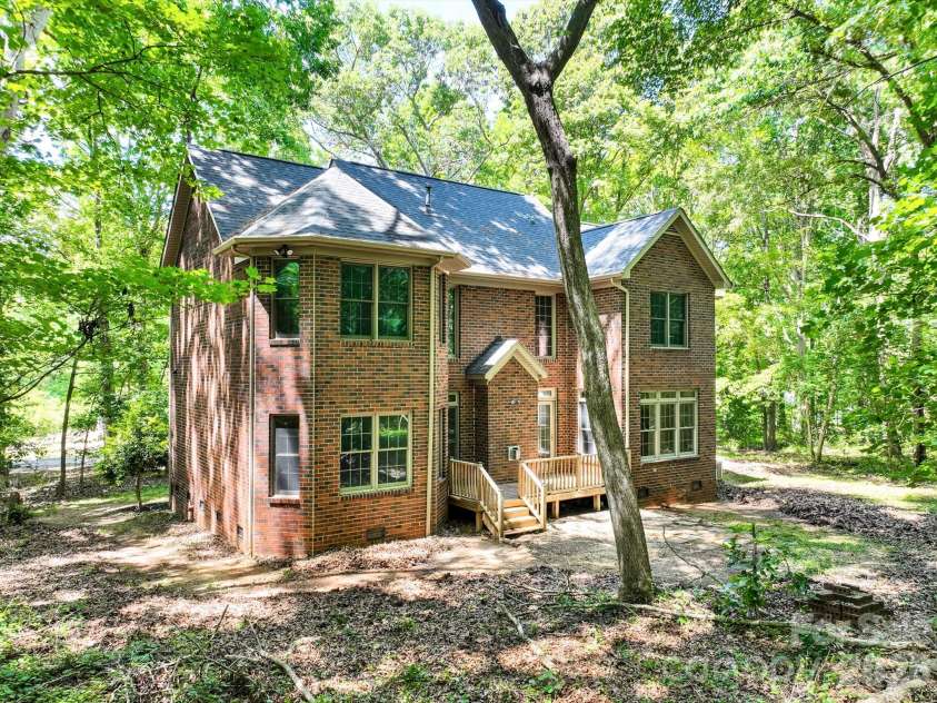 6717 Mccain Boulevard, Waxhaw, NC 28173.  MLS# CAR4372669, YatesRealty ID 26599. Backyard