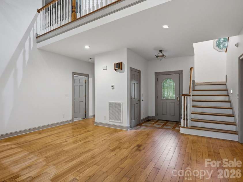 6717 Mccain Boulevard, Waxhaw, NC 28173.  MLS# CAR4372669, YatesRealty ID 26599. Living Room
