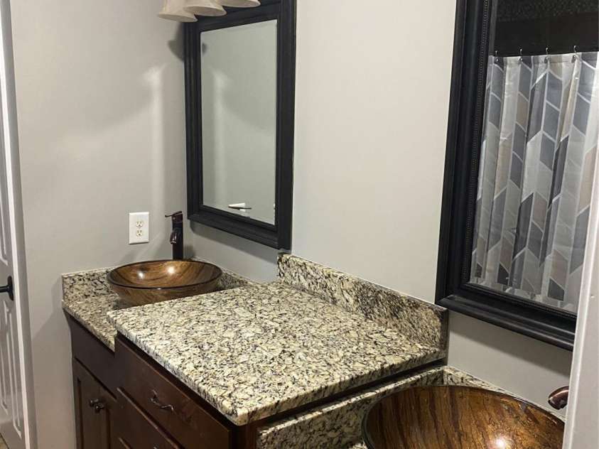 2818 Rockford Road, Shelby, NC 28152.  MLS# CAR4200590, YatesRealty ID 2660. Primary Bath