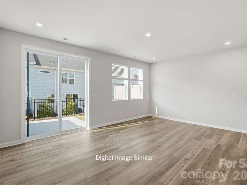 6037 Mallow Crossing Lane, Charlotte, NC 28213.  MLS# CAR4376263, YatesRealty ID 26601. 