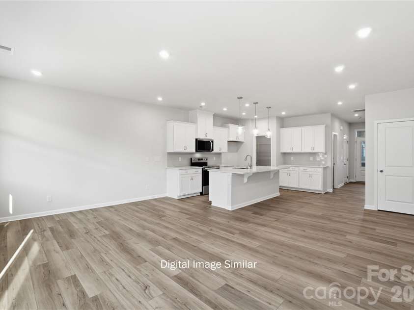 6037 Mallow Crossing Lane, Charlotte, NC 28213.  MLS# CAR4376263, YatesRealty ID 26601. 