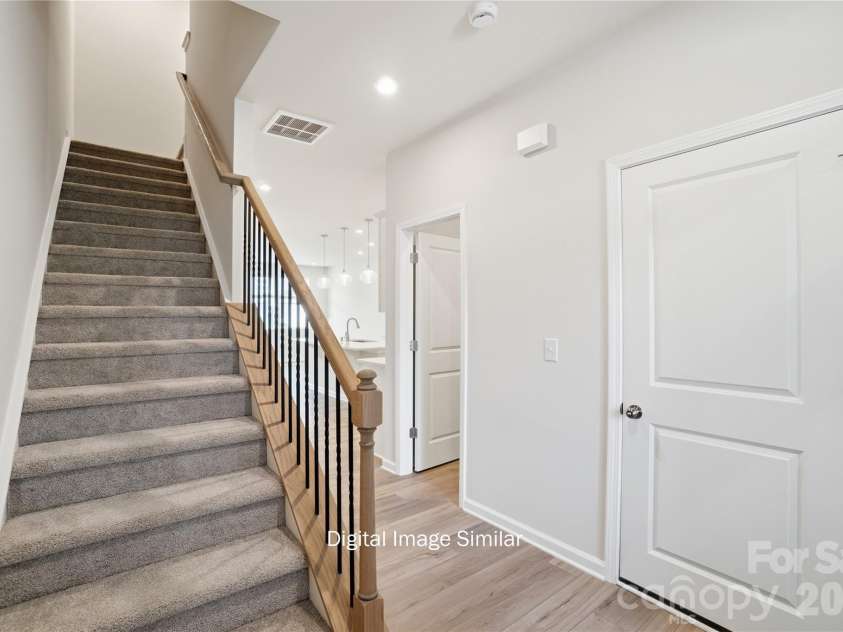 6037 Mallow Crossing Lane, Charlotte, NC 28213.  MLS# CAR4376263, YatesRealty ID 26601. 