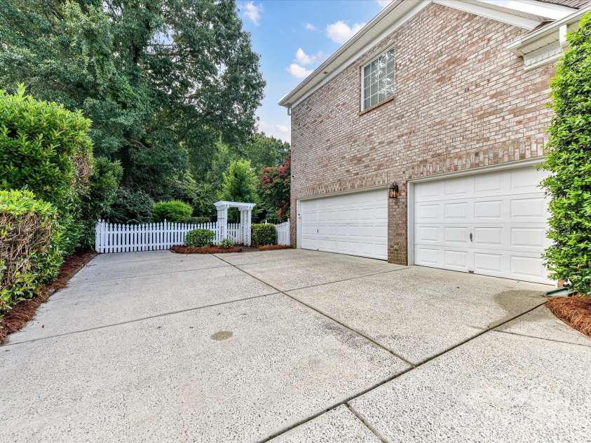 5434 Shoal Brook Court, Charlotte, NC 28277.  MLS# CAR4280902, YatesRealty ID 26602. 3-Car Garage