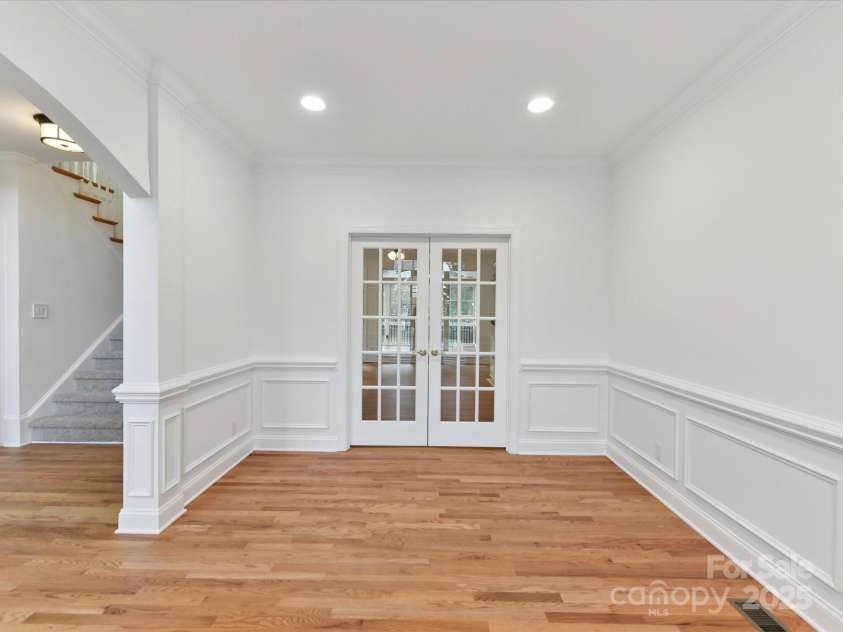 5434 Shoal Brook Court, Charlotte, NC 28277.  MLS# CAR4280902, YatesRealty ID 26602. Living Room/Study