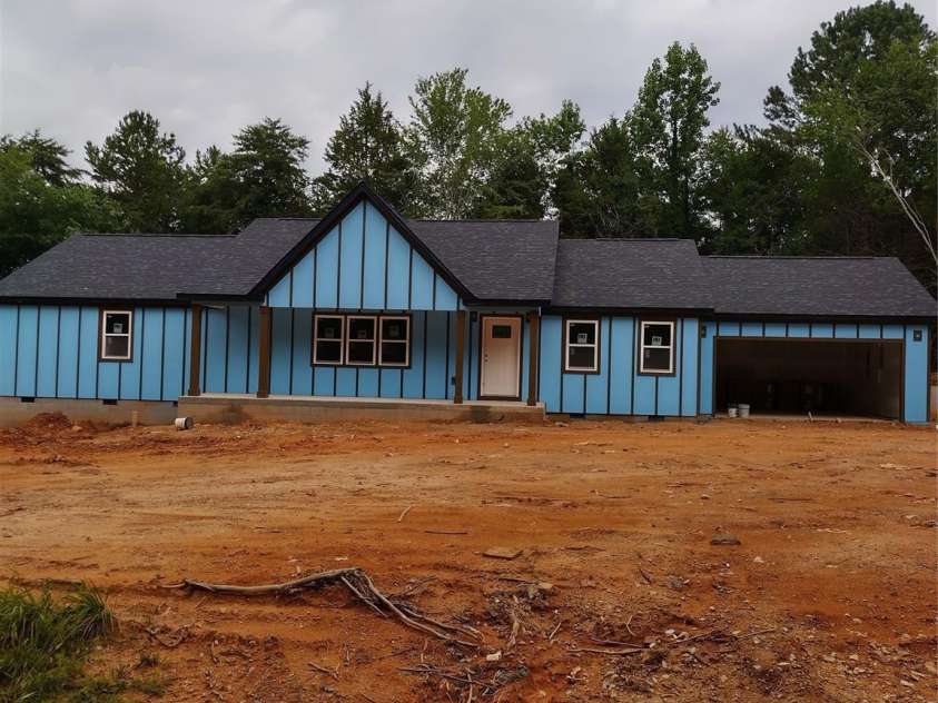 2021 Dogwood Trail, Shelby, NC 28150.  MLS# CAR4261488, YatesRealty ID 26603. 