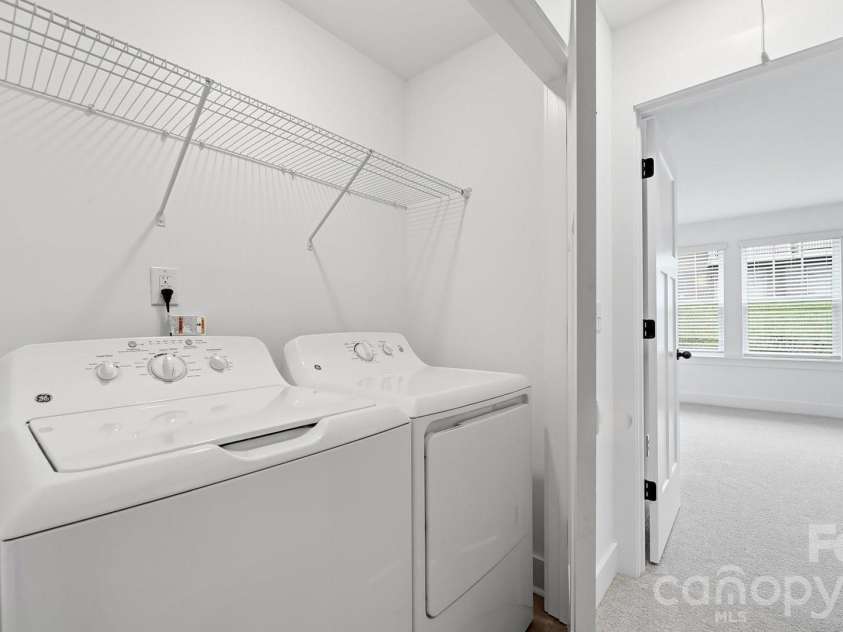 77 Moon Haven Way, Arden, NC 28704.  MLS# CAR4386593, YatesRealty ID 26604. 