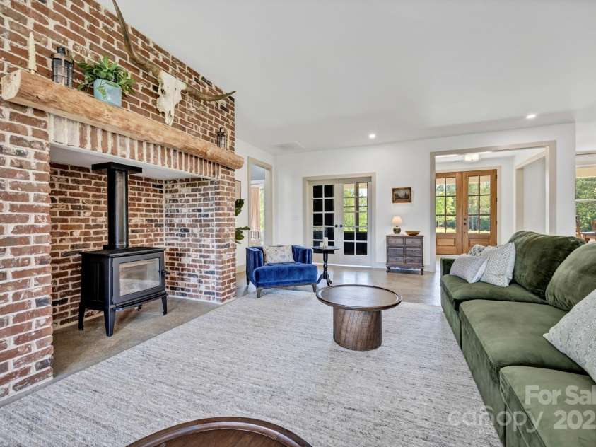 177 Harley Lane, Pomaria, SC 29126.  MLS# CAR4281545, YatesRealty ID 26605. 