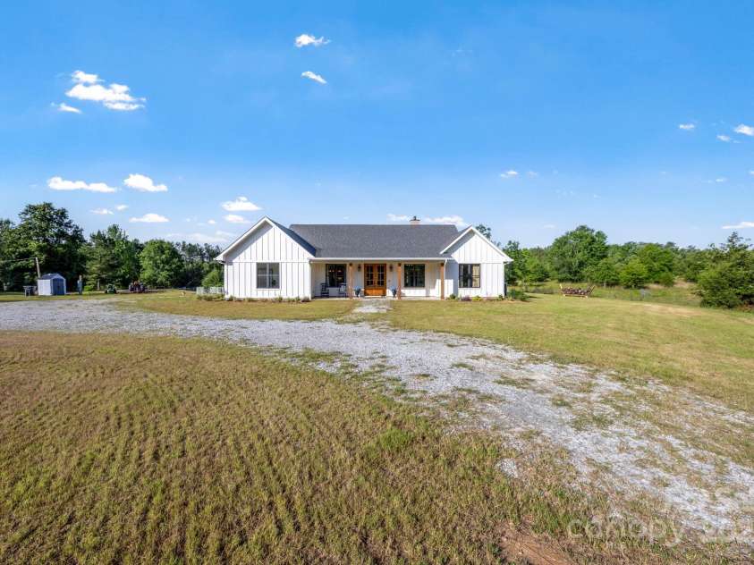 177 Harley Lane, Pomaria, SC 29126.  MLS# CAR4281545, YatesRealty ID 26605. 