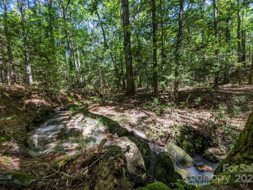177 Harley Lane, Pomaria, SC 29126.  MLS# CAR4281545, YatesRealty ID 26605. 
