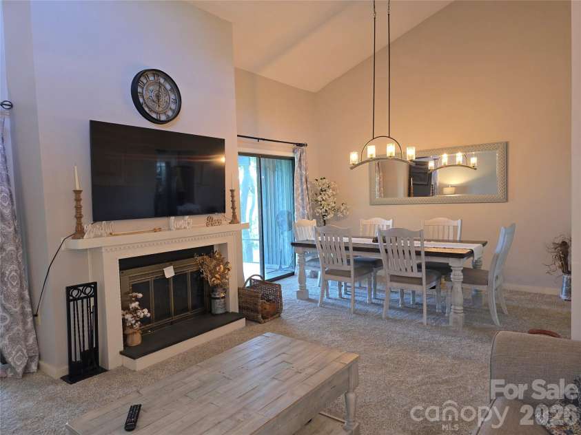 283 Tinequa Drive, Brevard, NC 28712.  MLS# CAR4369072, YatesRealty ID 26605. 