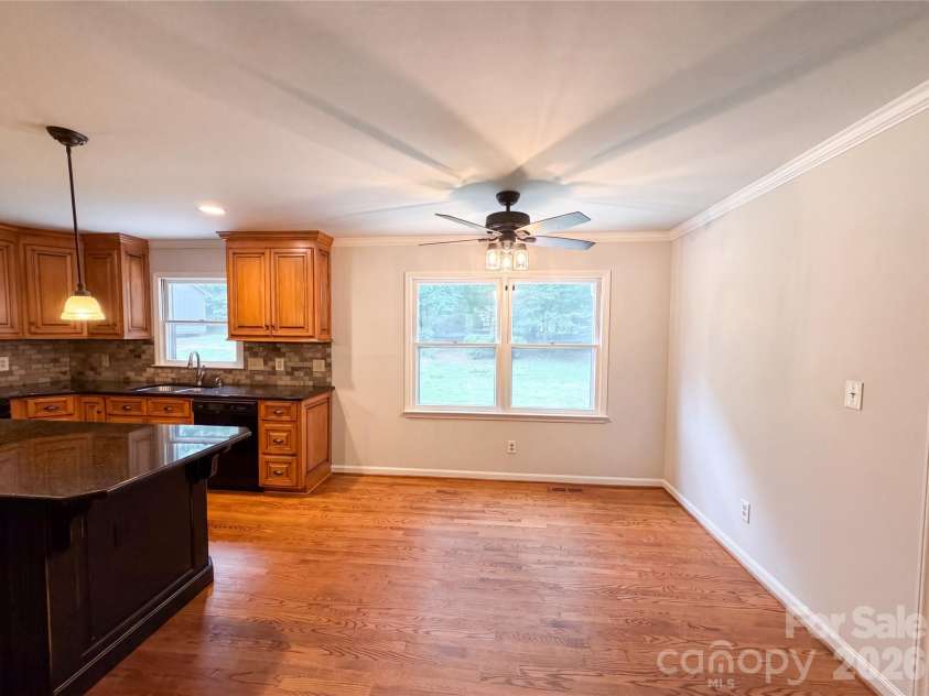 3029 Southampton Circle, Gastonia, NC 28056.  MLS# CAR4354399, YatesRealty ID 26606. 