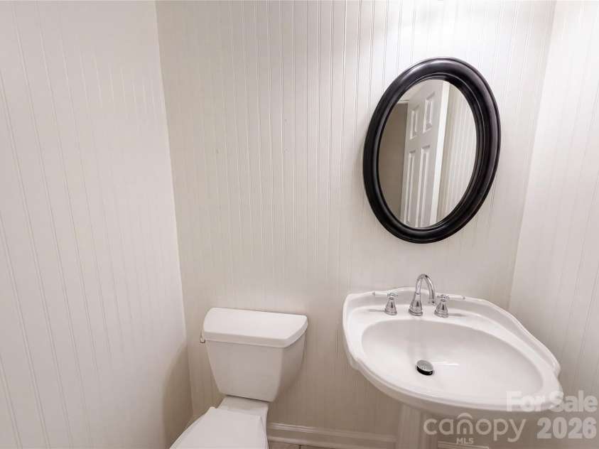 3029 Southampton Circle, Gastonia, NC 28056.  MLS# CAR4354399, YatesRealty ID 26606. 