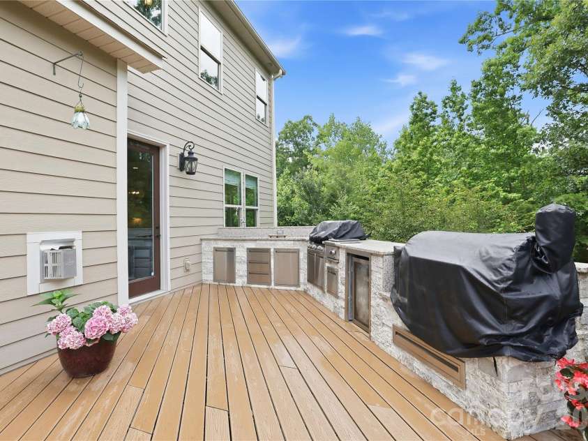 1001 Greenwich Park Drive, Indian Trail, NC 28079.  MLS# CAR4383597, YatesRealty ID 26607. 