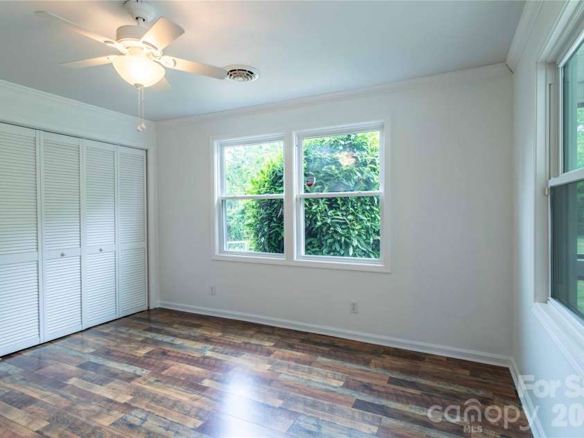 15 Bowman Ridge Road, Hendersonville, NC 28739.  MLS# CAR4369770, YatesRealty ID 26608. Bonus Bedroom 3