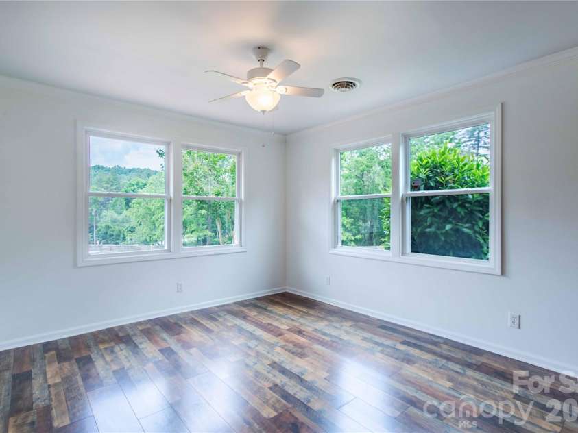 15 Bowman Ridge Road, Hendersonville, NC 28739.  MLS# CAR4369770, YatesRealty ID 26608. Guest Bedroom 2
